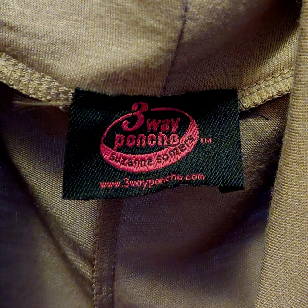 New Suzanne Somers 3 way poncho size S-L - Picture 2 of 9